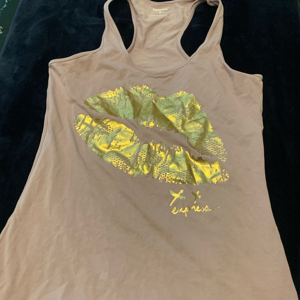 Very cute exercise tops express and ideology